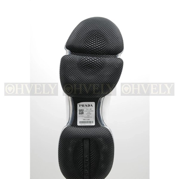 프라다 클라우드버스트 에어 스니커즈 블랙