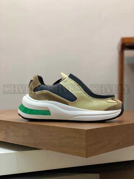 프라다 패널 청키 스니커즈