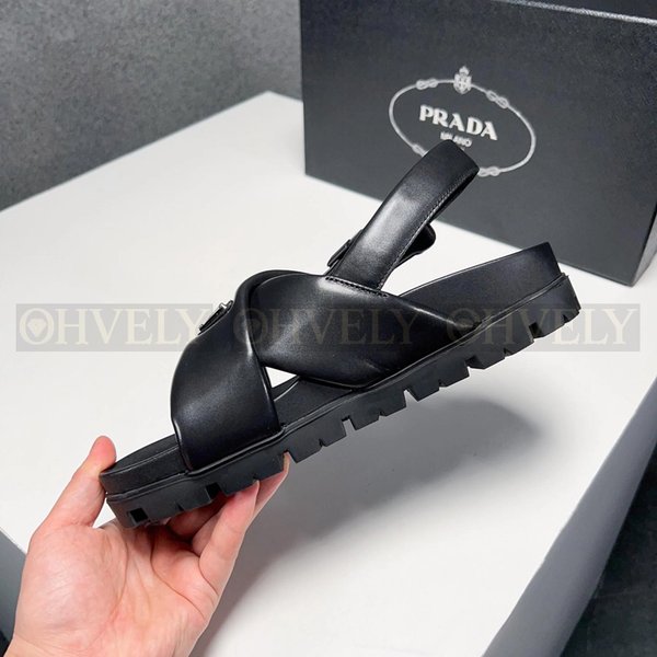 프라다 패딩 나파 크리스 크로스 샌들