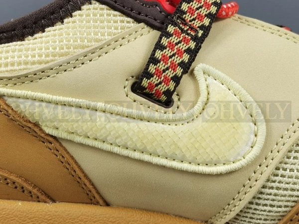 나이키 x 트래비스 스캇 에어맥스 1 캑터스 위트