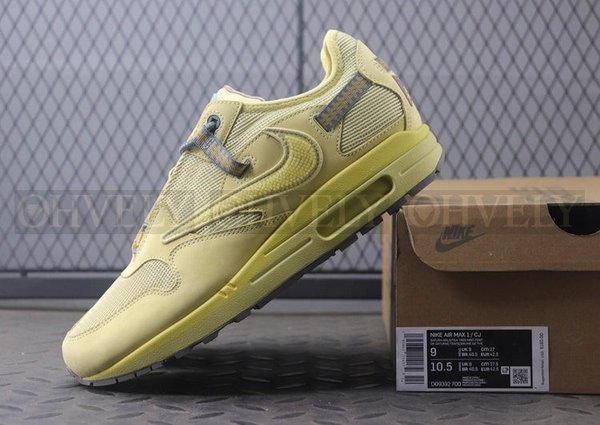 나이키 x 트래비스 스캇 에어맥스 1 캑터스 골드