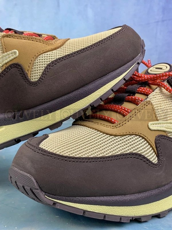 나이키 x 트래비스 스캇 에어맥스 1 캑터스 브라운