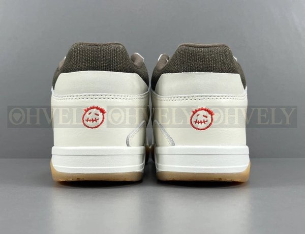 나이키 조던 x 트래비스 스캇 점프맨 잭 TR 세일 앤 다크 모카