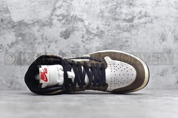 나이키 조던1 x 트래비스 스캇 레트로 하이 OG SP 모카