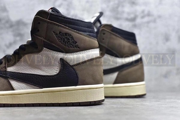 나이키 조던1 x 트래비스 스캇 레트로 하이 OG SP 모카