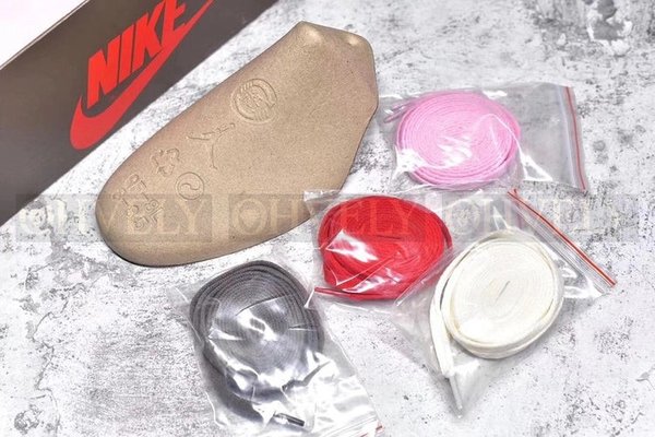 나이키 조던1 x 트래비스 스캇 레트로 하이 OG SP 모카