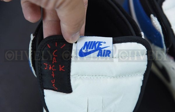 나이키 조던 1 x 트래비스 스캇 x 프라그먼트 레트로 하이 OG SP 밀리터리 블루