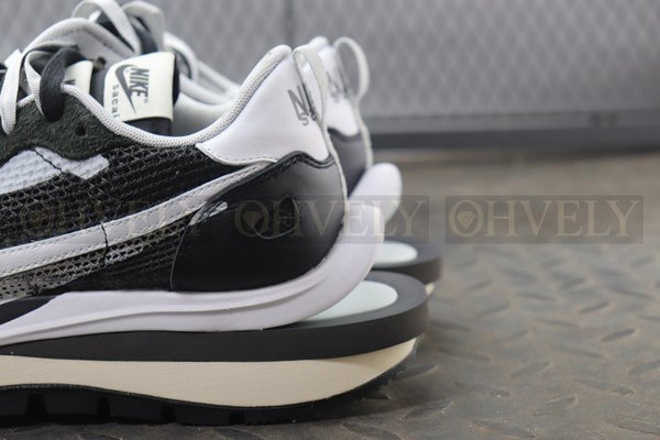 나이키 X 사카이 베이퍼와플 블랙