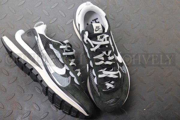 나이키 X 사카이 베이퍼와플 블랙