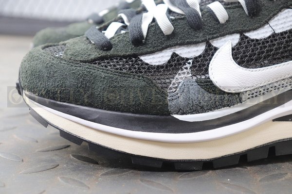 나이키 X 사카이 베이퍼와플 블랙