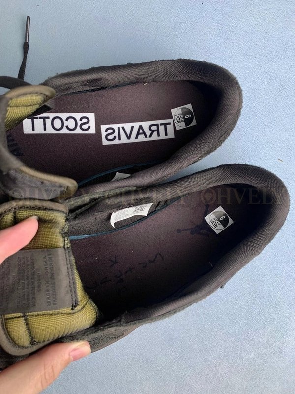 나이키 조던 1 x 트래비스 스캇 레트로 로우 OG SP 벨벳 브라운