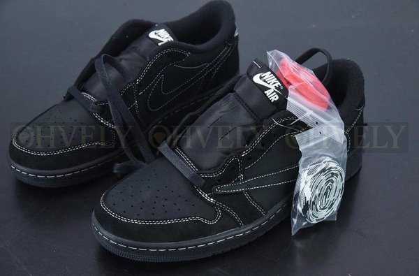 나이키 조던 1 x 트래비스 스캇 레트로 로우 OG SP 블랙 팬텀