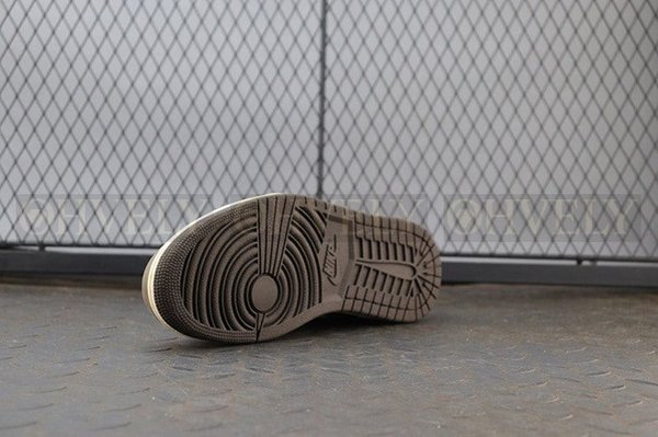 나이키 조던1 트래비스 스캇 레트로 로우 OG SP 모카