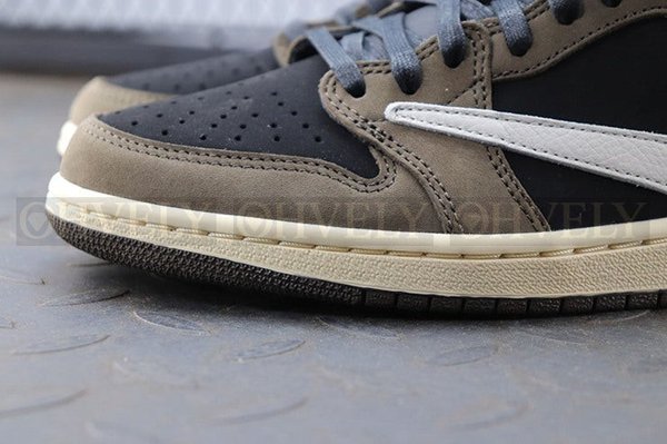 나이키 조던1 트래비스 스캇 레트로 로우 OG SP 모카