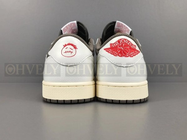 나이키 조던 1 x 트래비스 스캇 레트로 로우 OG SP 세일 앤 리저록