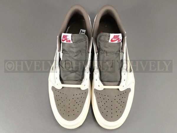 나이키 조던 1 x 트래비스 스캇 레트로 로우 OG SP 세일 앤 리저록