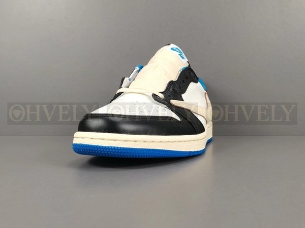 나이키 조던 1 x 트래비스 스캇 x 프라그먼트 레트로 로우 OG SP 밀리터리 블루