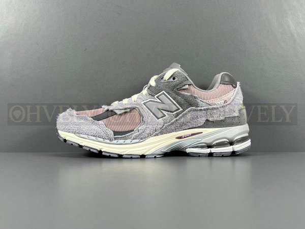 뉴발란스 2002R 프로텍션 팩 징크 에펠탑