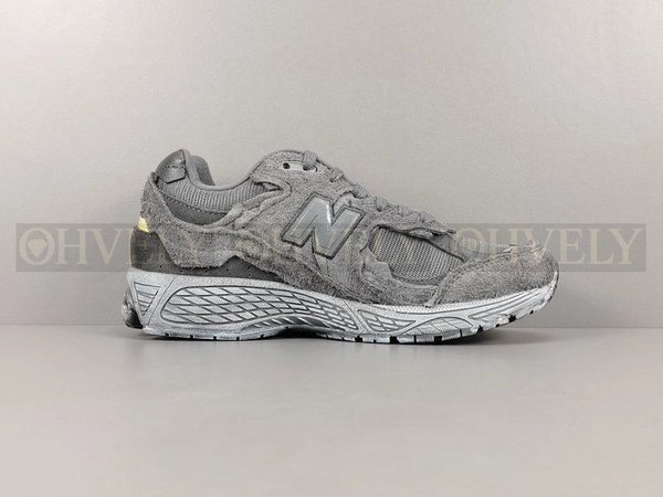 뉴발란스 2002R 프로텍션 팩 팬텀