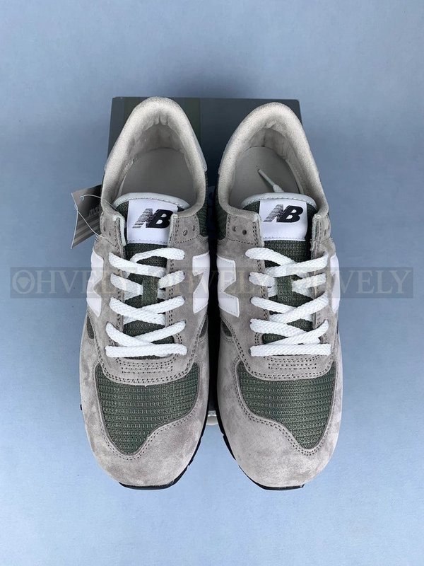 뉴발란스 990 메이드 인 USA 그레이