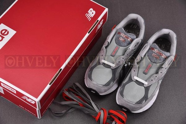 뉴발란스 990vs3 메이드 인 USA 그레이 - D 스탠다드