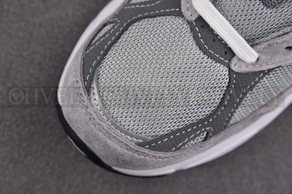 뉴발란스 990vs3 메이드 인 USA 그레이 - D 스탠다드