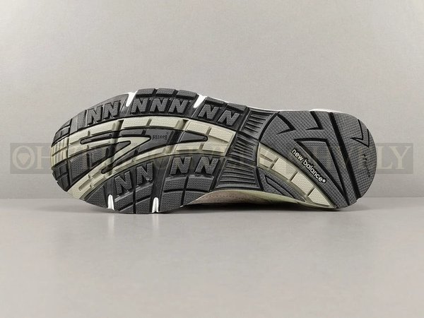 뉴발란스 991 메이드 인 UK 그레이