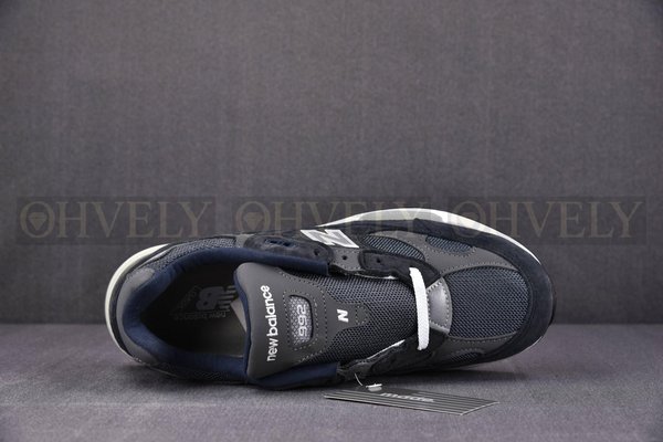 뉴발란스 992 메이드 인 USA 네이비