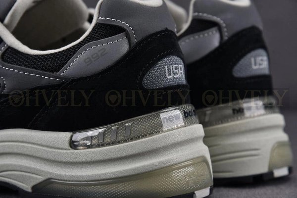 뉴발란스 992 메이드 인 USA 블랙 그레이