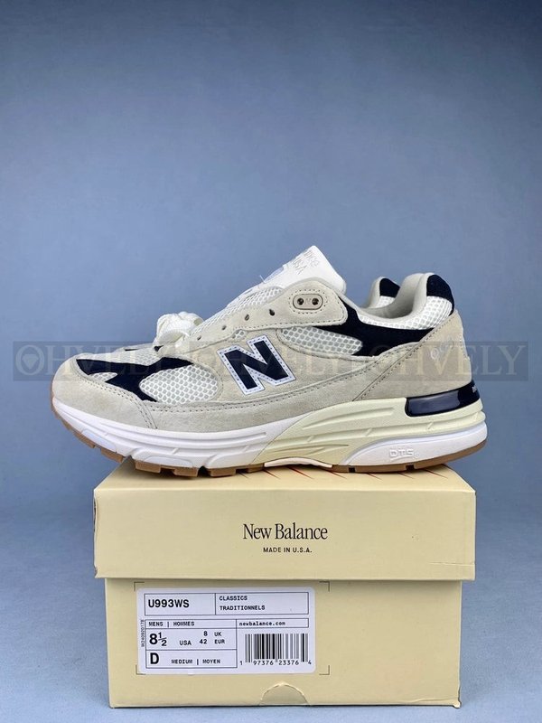 뉴발란스 993 메이드 인 USA 씨 솔트 블랙