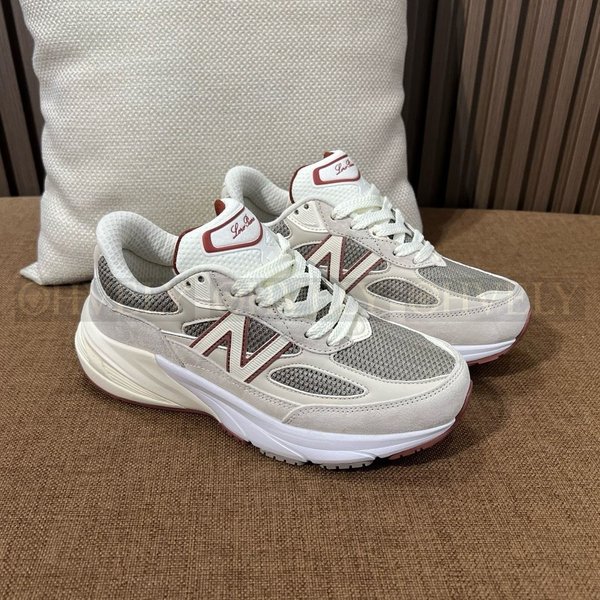 뉴발란스 x 로로피아나 990v6 메이드 인 USA 크림