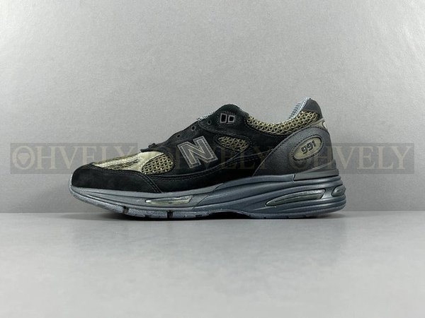 뉴발란스 x 스톤 아일랜드 991v2 메이드 인 UK 블랙 올리브 나이트