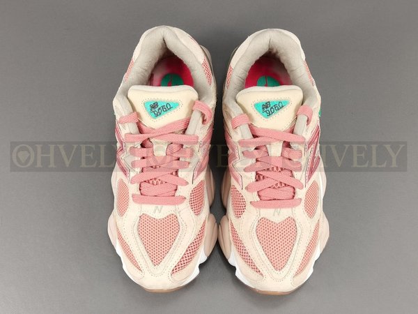 뉴발란스 x 조 프레쉬굿즈 9060 인사이드 보이스 패니 쿠키 핑크