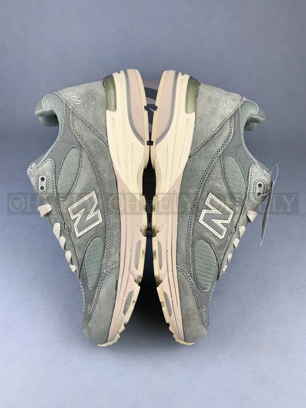 뉴발란스 x 키스 993 메이드 인 USA 슬레이트 그레이