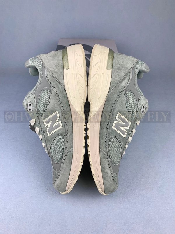 뉴발란스 x 키스 993 메이드 인 USA 슬레이트 그레이