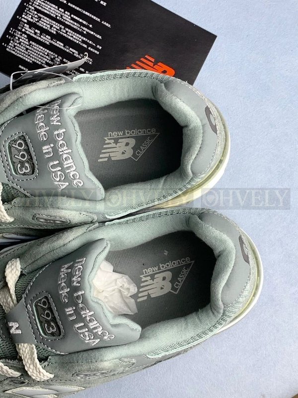 뉴발란스 x 키스 993 메이드 인 USA 슬레이트 그레이