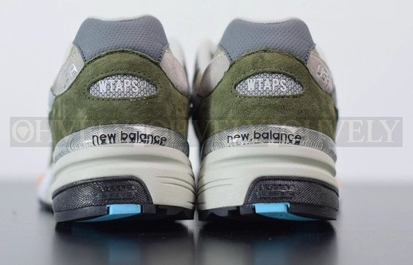 더블탭스x뉴발란스 992 메이드 인 USA 올리브