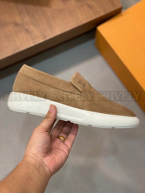 루이비통 퍼시픽 로퍼 브라운