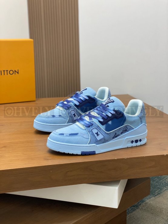 루이비통 트레이너 스니커즈 블루