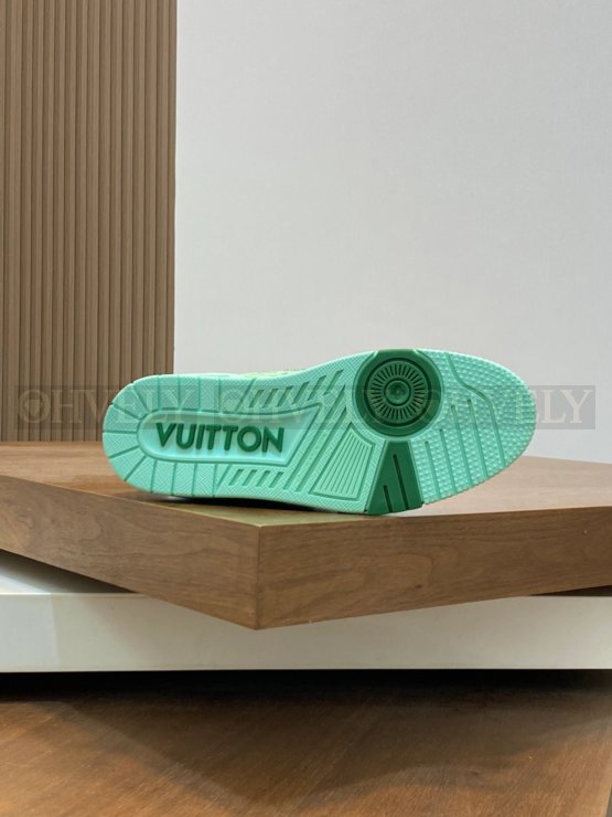 루이비통 트레이너 스니커즈 그린