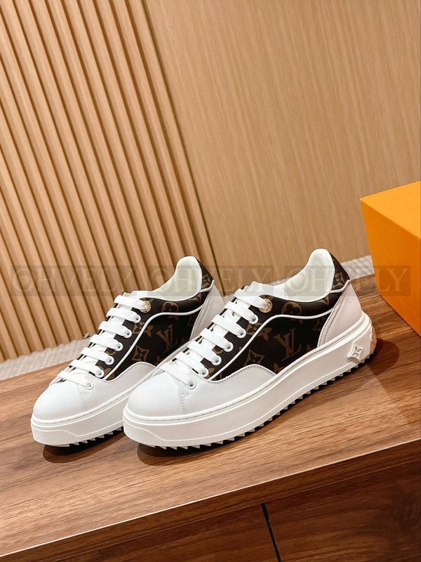 루이비통 타임 아웃 스니커즈