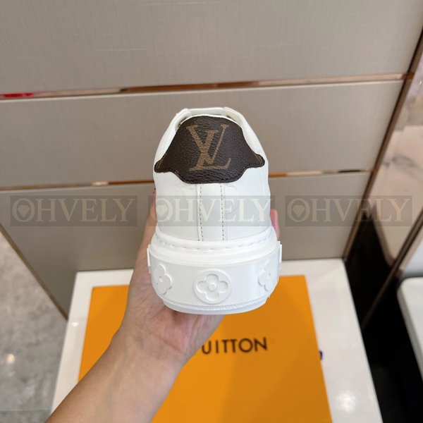 루이비통 타임 아웃 스니커즈