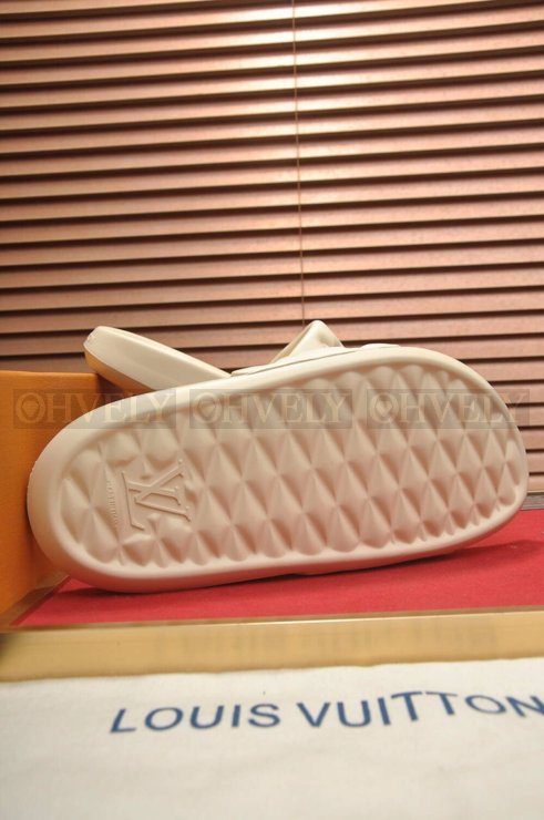 루이비통 워터프론트 뮬 슬리퍼