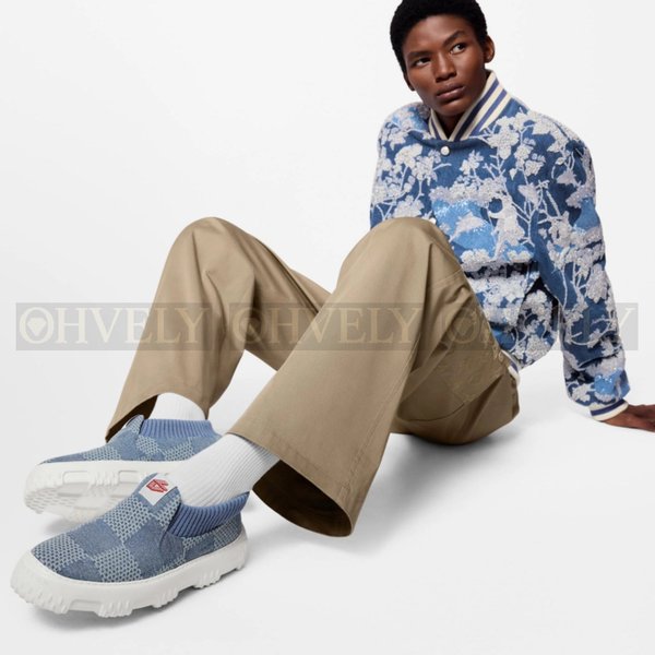 루이비통 스페이스 랜더 슬립온 블루