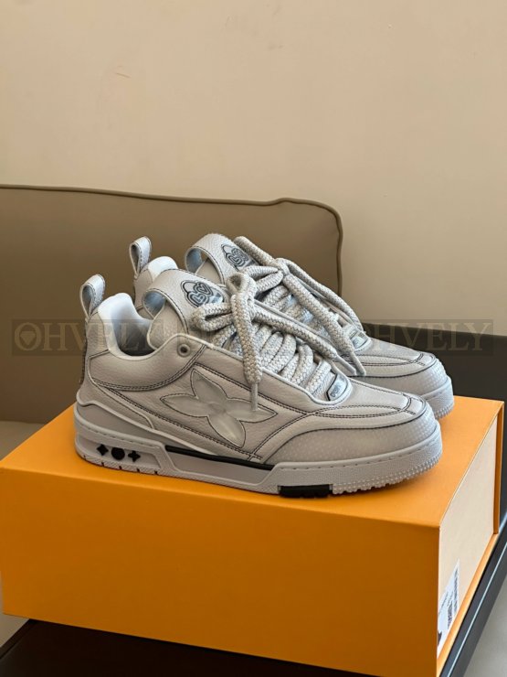 루이비통 스케이트 스니커즈 라이트 그레이