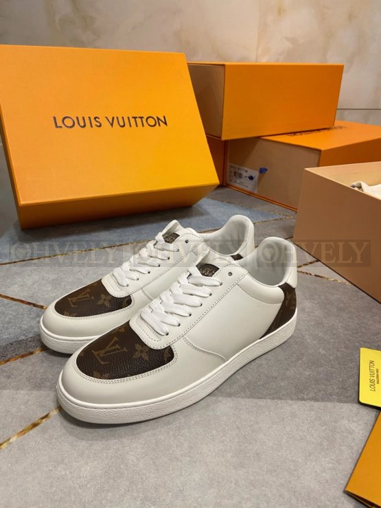 루이비통 리볼리 스니커즈