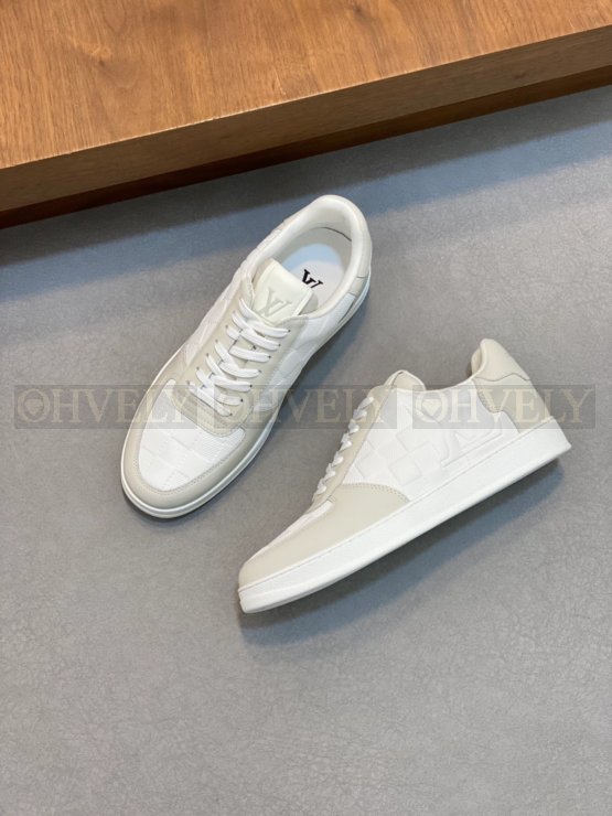루이비통 리볼리 스니커즈