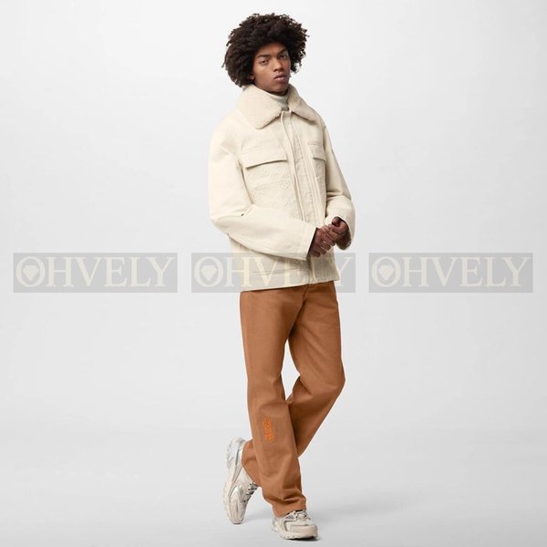 루이비통 러너 태틱 스니커즈