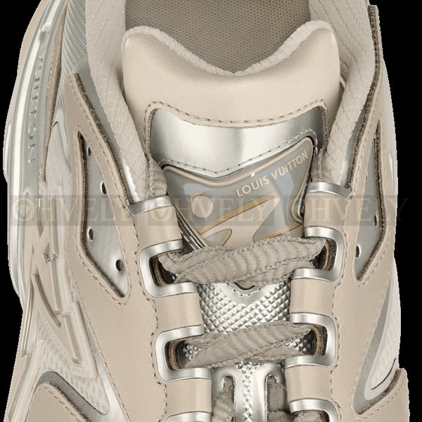 루이비통 러너 태틱 스니커즈