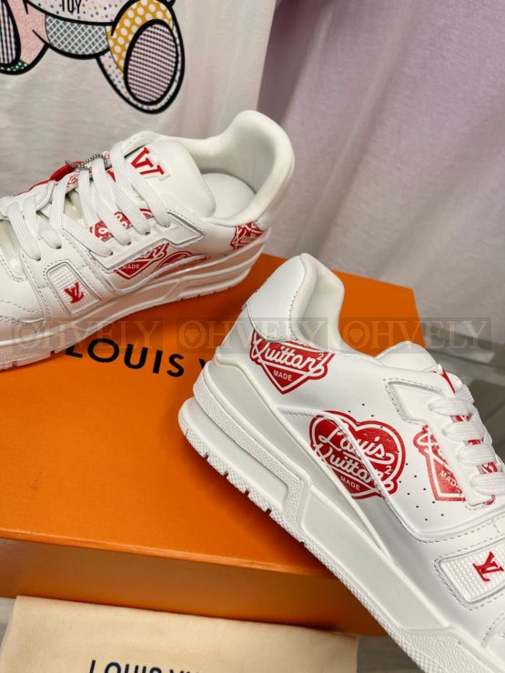 루이비통 니고 LV 트레이너 스니커즈 레드
